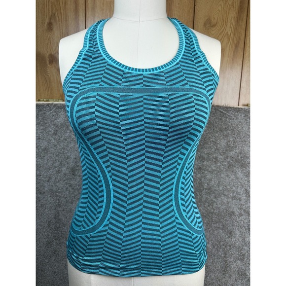 Lululemon Run Swiftly Tech Racerback Tank Top Heathered Blue Tropics print Sz 4 - Picture 4 of 9